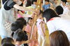 園児さん全員に聖火のトーチを持ってもらいました！「飯豊町の《飯豊わくわくこども園》さんへ聖火リレートーチを持って伺いました♪」