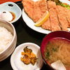 【津々味亭】広々としたお座敷席でゆったりくつろげる食堂でランチ