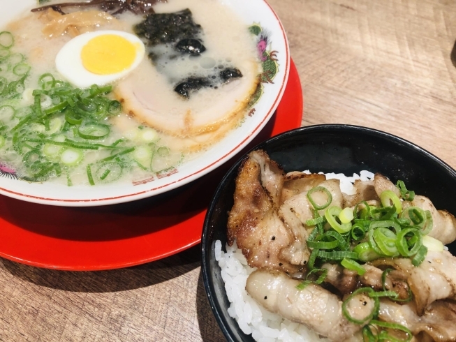 人気の『Cセット』「隠れ人気メニュー　豚塩丼（ぶたしおどん）」