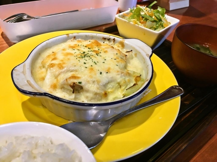 旬の食材をつかった日替わりランチ