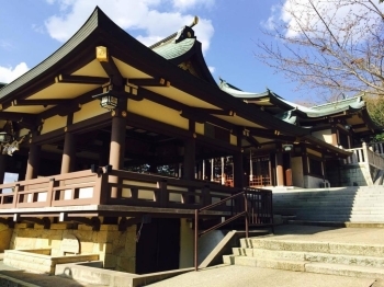 日岡神社境内　右斜め