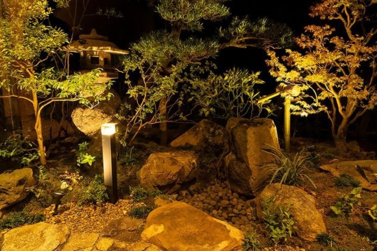 「ライティングで夜の景観も楽しめるお庭♪【庭と光の専門家　外構・エクステリアのlittle bear garden】」