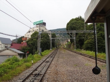 鳥居前駅からの風景<br>スゴイ坂！