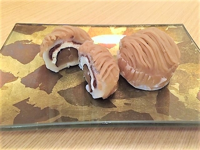 西区西野【餅菓商 彩蔵(さくら)】さんのていね山モンブラン大福