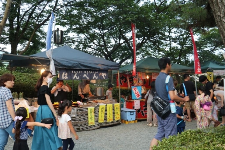 出店も沢山出てました