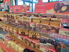 心ときめくバレンタインチョコレート「バレンタインコーナー展開中！ギフト＆手作りチョコ材料そろっています」