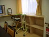 「何を置こうっかな～！食堂のたな・・・　　老人ホーム見学速報　（寝屋川　枚方　門真　守口　四條畷　大東　交野　高齢者　住まい　住宅　高住　介護　相談　相松　大谷　紹介　情報　老人ホーム　前田組 北河内）」