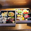 お持ち帰りやお届けもいたします。「ご法事・精進落としのお料理のご予約承っております。」