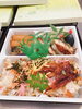 折詰箱膳とセットのちらし寿司です。税込1,500円「ご夫婦・ご家族・会議後の食事会は、あがわで！」