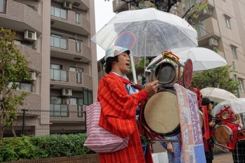 お祭りの雰囲気が伝わってきますね！