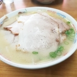 西翠町にある昔ながらのとんこつラーメン　来頼亭