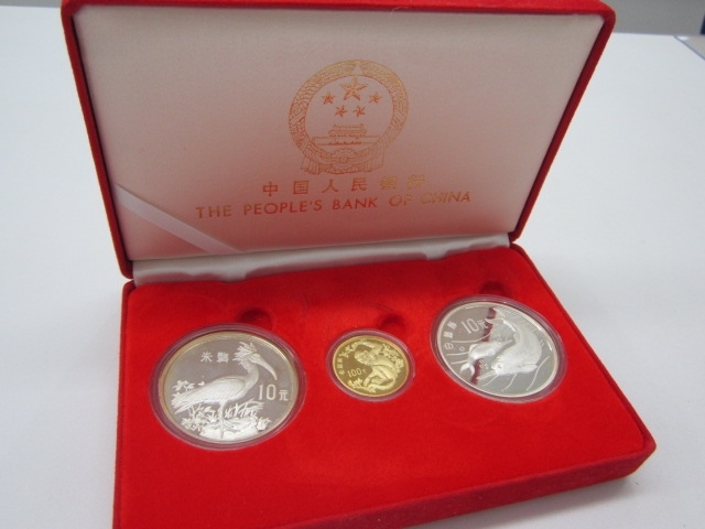 「川西市からのお客様、中国金貨、銀貨セットのお買取り！記念メダルのお買取りは“おたからやJR伊丹店”にお任せください！」