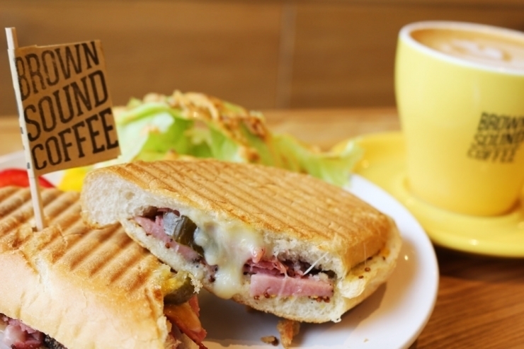 ブラウンサウンドコーヒー で豊かなひとときが心地良い 和めるランチ 京成津田沼駅 習志野 津田沼のおすすめランチ特集 まいぷれ 習志野市 ブラウンサウンドコーヒー で豊かなひとときが心地良い 和めるランチ 京成津田沼駅 習志野 津田沼のおすすめランチ特集 まいぷれ 習志野市