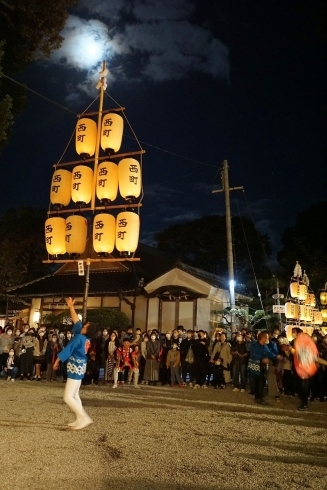 ススキ提灯の演舞「まいぷれ橿原編集部が久しぶりの奈良県御所市鴨都波神社の秋季大祭を見学してきました。」