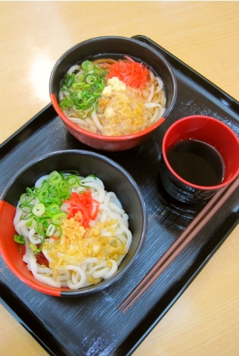 かけうどん・冷やしうどん
どちらかお好きな方をお選びください。「自家製麺うどん ひらた」