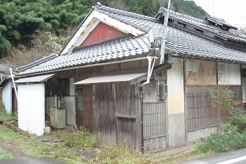 歴史を感じるこのお住まいも・・・「住幸工務店」