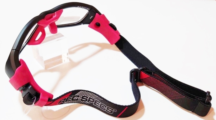 眼鏡「スポーツにも安心安全なメガネ『REC SPECS(レックスペックス)』」