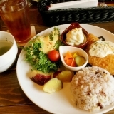 『cafe maru（カフェ　マル）』で新しくなったプレートランチ♪【奈良・ならまち】