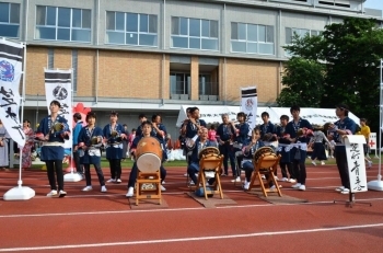 審査中に芝町青年会のしゃぎり披露