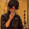 長濱蒸溜所 チーフブレンダー 屋久佑輔それぞれの原酒が持つ魅力を最大限に活かし、さらなる高みを目指す「⭐菱田蒸溜所×長濱蒸溜所 共同開発「菱田×長濱 シナジーブレンド ブレンデッドジャパニーズウイスキー」500本限定発売決定 それぞれの原酒が持つ魅力を最大限に活かしたウイスキーが誕生。ジャパニーズウイスキーの可能性を示す記念すべき第一歩へ♬」