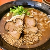 奈良の住宅地で発見！麺屋岡田、唯一無二のスープ！