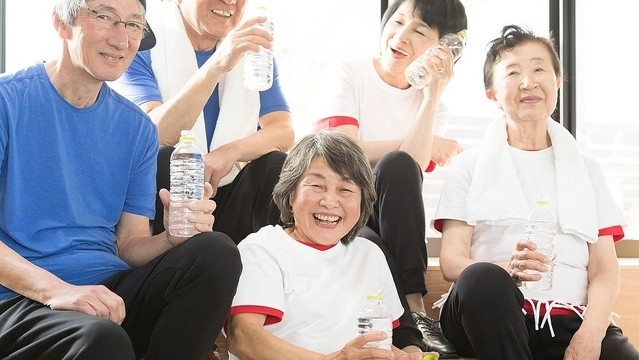 笑顔は元気な証拠！楽しく動けるうちに動きましょう。「「Kiitois 健康運動講習会 ～100歳まで元気～」の無料講習会を6月9日（日）に行います。是非、遊びに来てください。」