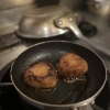 アンチョビの焼きおにぎり～バタ醤油風味～
