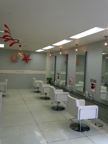 「JAM hair design（ジャム ヘアー デザイン）」価格も居心地も大満足♪　新しい自分になれる美容室！