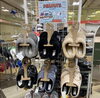 「そろそろブーツの季節ですね🍁👢　　靴のフィッティングの専門家😊がいるお店です」