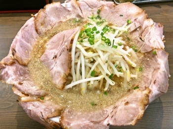 花びらちゃーしゅうめん