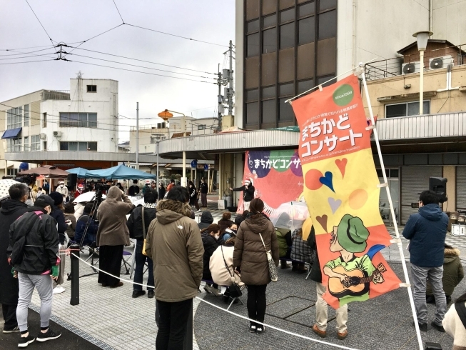 「サンタクロースがやってくる♪『かもじま駅前クリスマスイベント』にカレーキッチンカー出店‼️」