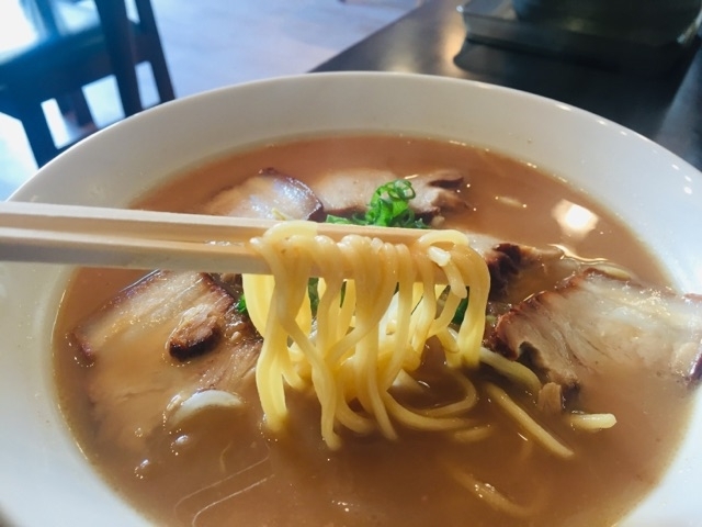 モチモチの麺が特徴です。