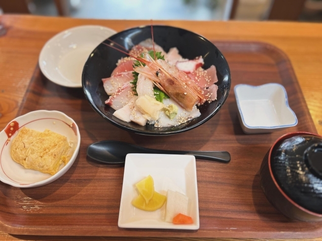 海鮮丼定食　1720円「明日は臨時休業します🙇🏻‍♀️《二本松で美味しい和食ランチと言えばめぐみ家》」