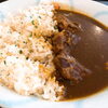こだわりカレーを食べて元気になろう！　癒しの『金魚カフェ』【宮崎市エリア】