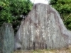 古（いにしえ）に　<br>　妹（いも）と我が見し　ぬばたまの<br>　黒牛潟を　見ればさぶしも。<br>（かつて愛する人と一緒に眺めたこの黒牛潟を、今は一人で眺めている。なんとさびしいことだろう。）