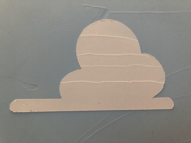 「壁に雲を浮かせてみました。」