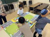 子どもたち同士で協力しながら楽しい時間に♪「はじめての出張授業！中学生ボランティアが大活躍✨【宮崎市のロボットプログラミング教室・習い事・プログラミング教室・ロボット教室】」