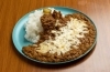 スパイシーチーズカレーライス「本日も、COCODOGは8時オープン！」