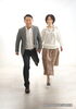 仲良し夫婦の躍動感あふれるポーズも撮ります♪「写真館で撮る『夫婦写真』のススメ♪　」