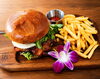 てりたまバーガー「【守山】食べ応え満点！バーガー＆プレートでリゾートランチ」