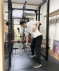左股関節で止めた力を右腕の押す力に伝えるトレーニング「40代でゴルフの飛距離が出る人の特徴は体の連動性🏌️‍♀️｜パーソナルジム川口・西川口」