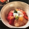 海の彩り丼