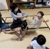 絵本がだいすき。Elephantの真似パォ〜ン「南区＆下京区の英語リトミックレッスン！いつも子ども達の笑顔があふれています！【京都市南区＆下京区のピアノ教室•リトミック教室】」
