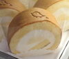 ロールケーキ(カット)「口どけふわふわ！ひよこのケーキ屋の自家製ロールケーキ」