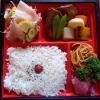 「明日の日替り弁当は海鮮天丼」