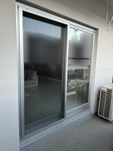 外側から見た様子。「【名古屋市】マンションリビングの窓をカバー工法（外窓）でリフォーム！」
