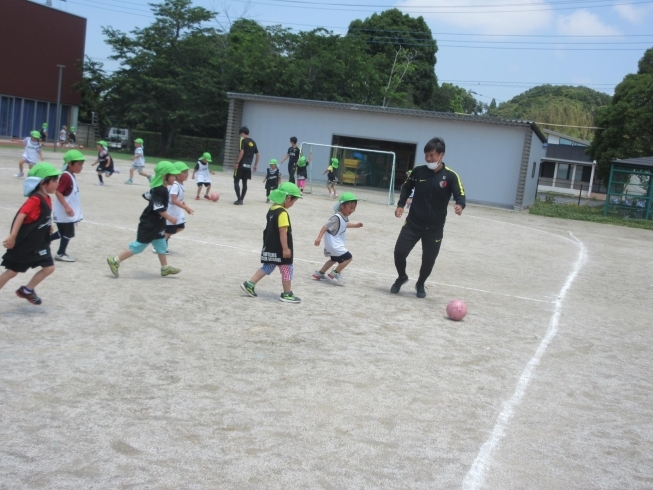 ボールとれるかな？「サッカー教室＆学研教室がありました」