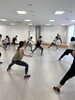 体幹を使いながら「満面の笑み、ビックスマイルで2022年は健康でHappyに!!」