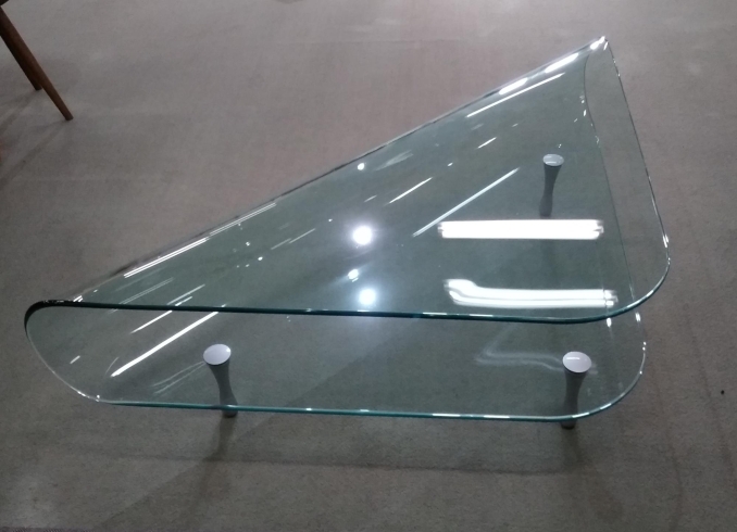 リビングテーブル　ＡＬＢＡＴＲＯＳＳ「ＦＩＡＭ　ＩＴＡＬＩＡ　のガラス家具はいかが？」