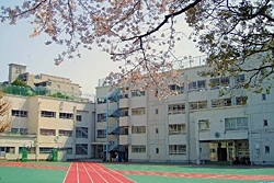 「戸塚第一小学校」2011年に開校135年、新宿区で一番歴史と伝統のある小学校